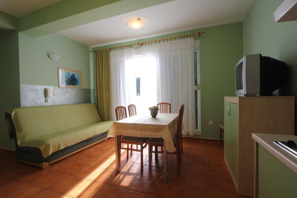 Apartments Villa Ceres Klek Quarto foto