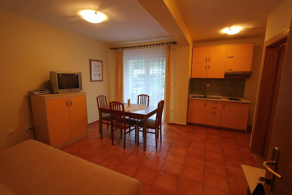Apartments Villa Ceres Klek Exterior foto